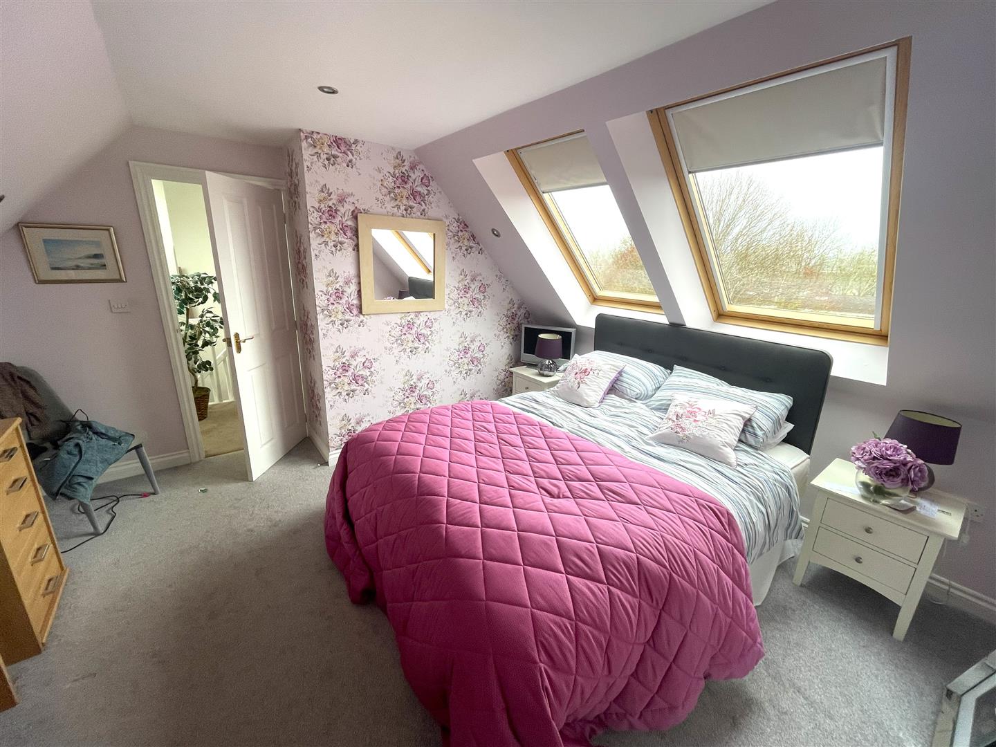 Whitley Road, Loughor, Swansea, SA4 6SS